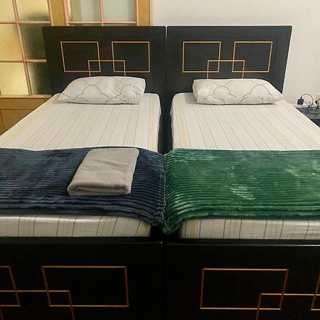 A Home Away From Home アブダビ エクステリア 写真