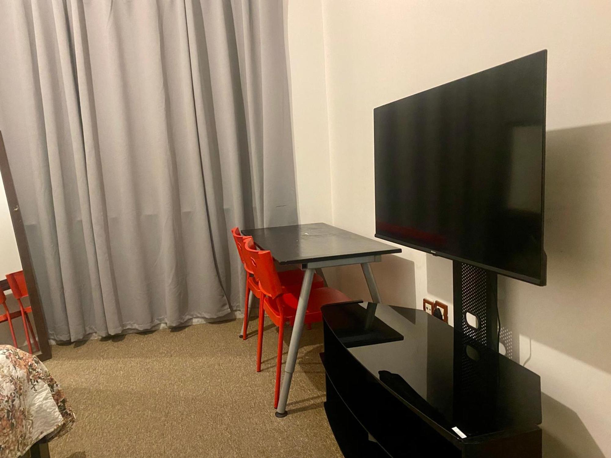 A Home Away From Home アブダビ エクステリア 写真